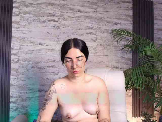 mia-jons2 webcam