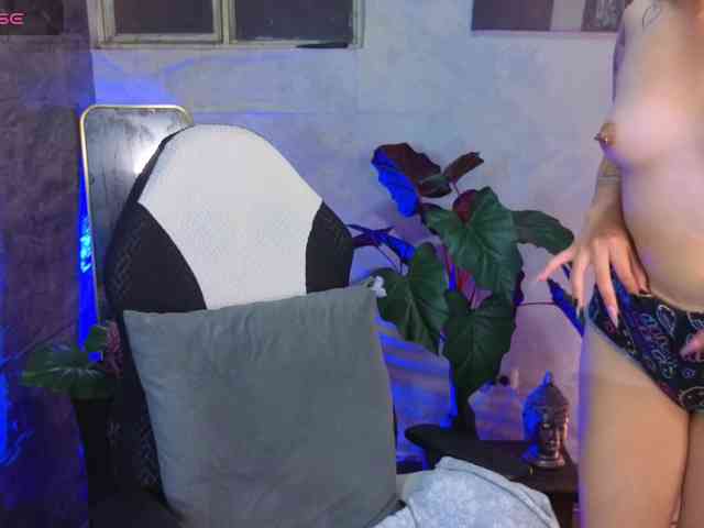 mia-jons2 webcam