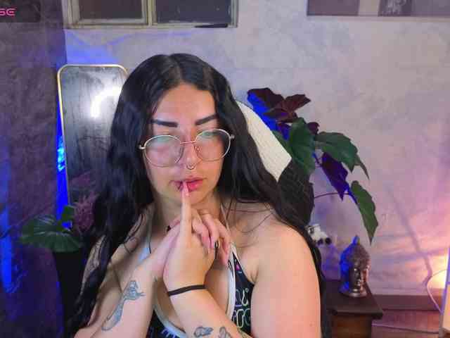mia-jons2 webcam