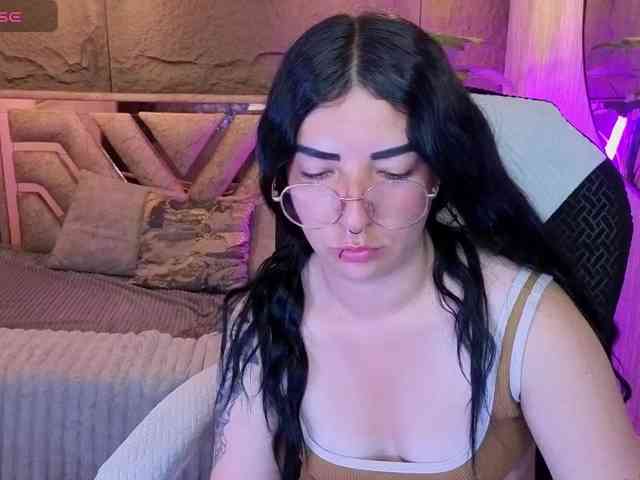 mia-jons2 webcam