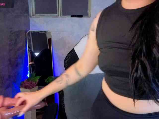 mia-jons2 webcam
