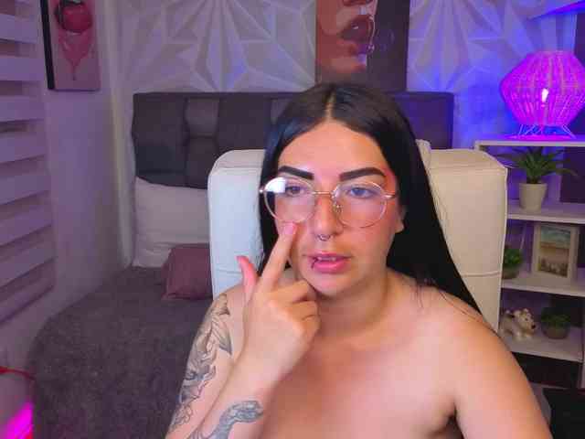mia-jons2 webcam