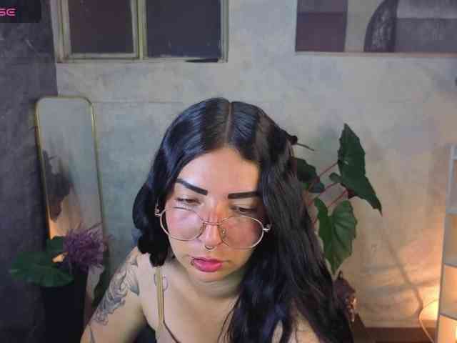 mia-jons2 webcam