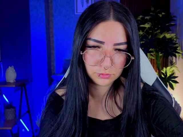 mia-jons2 webcam