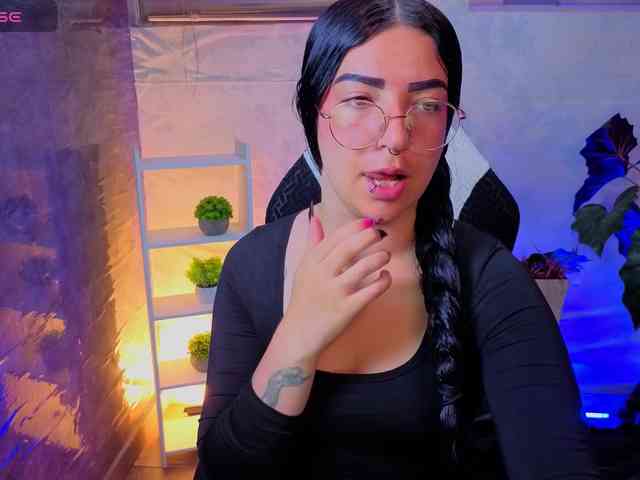 mia-jons2 webcam
