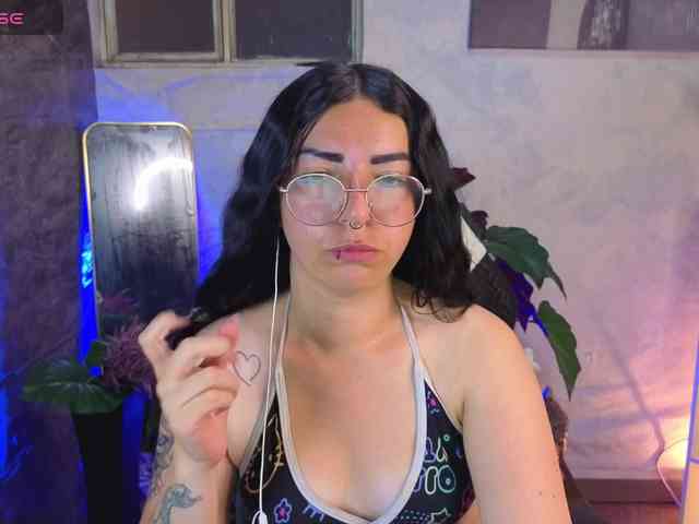 mia-jons2 webcam