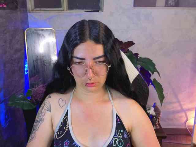 mia-jons2 webcam