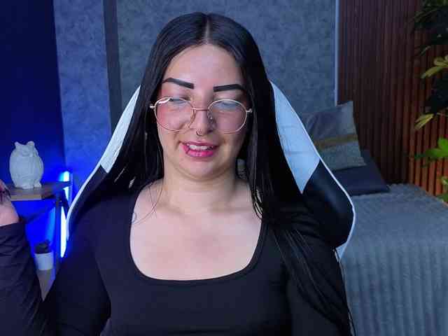 mia-jons2