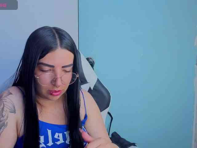 mia-jons2 webcam
