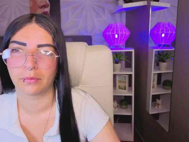 mia-jons2