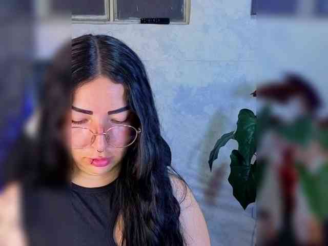 mia-jons2 webcam