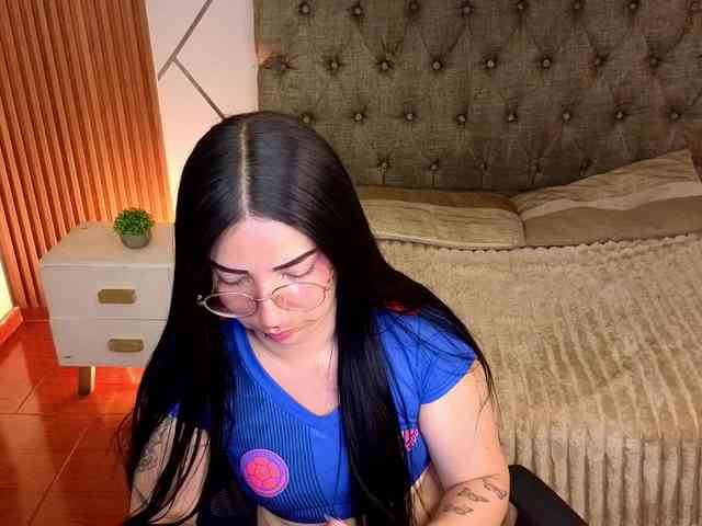 mia-jons2 webcam