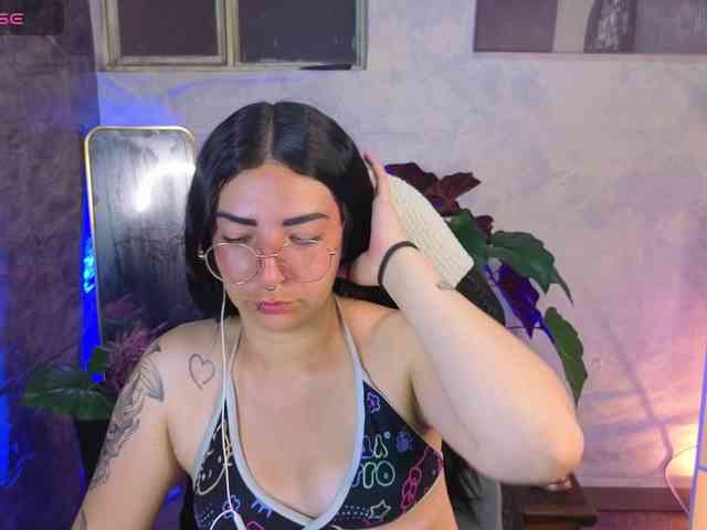 mia-jons2