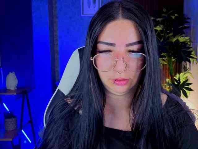 mia-jons2 webcam