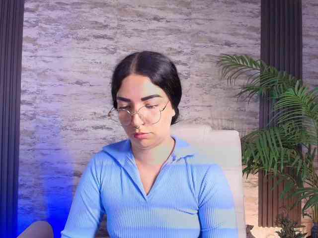 mia-jons2 webcam