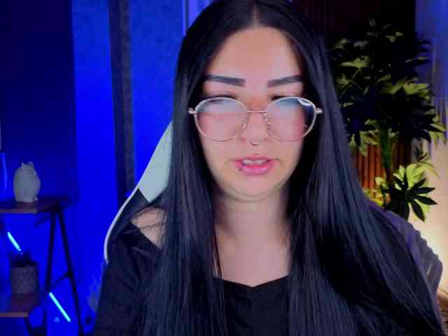 mia-jons2 webcam