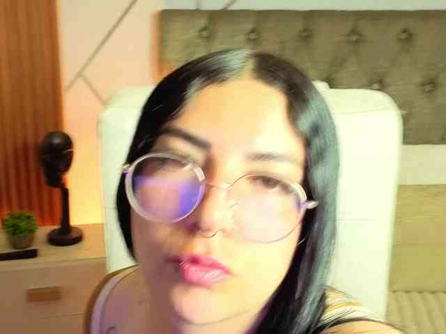 mia-jons2