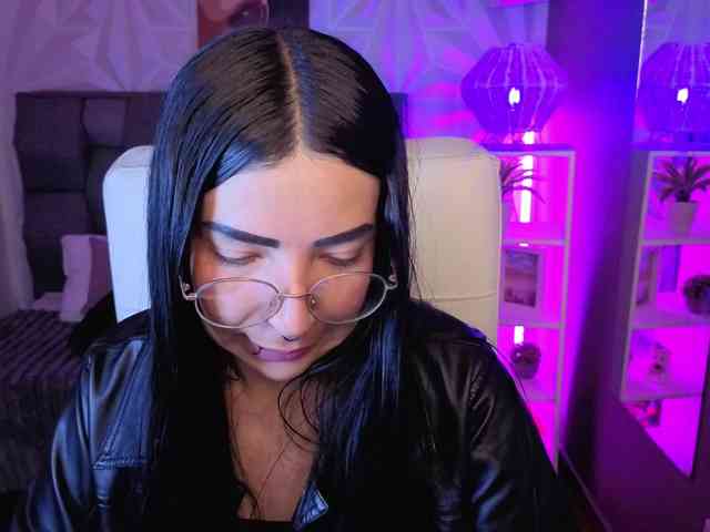 mia-jons2 webcam