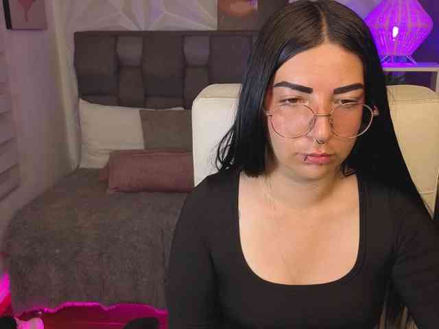 mia-jons2 webcam