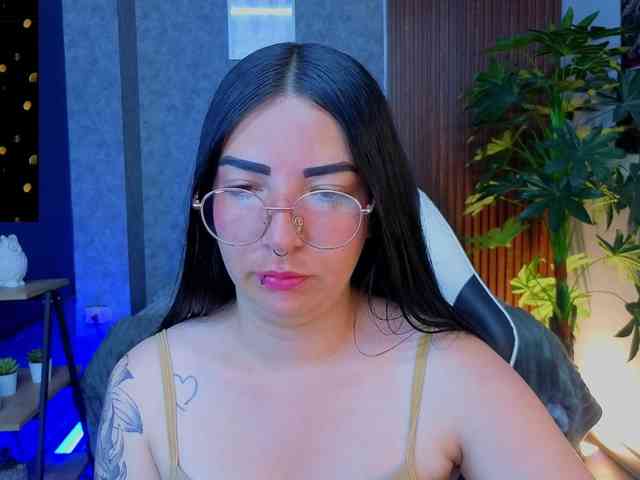 mia-jons2