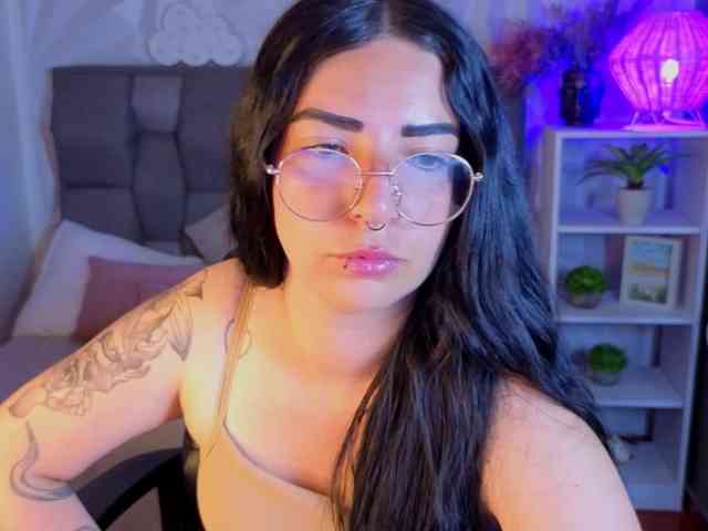 mia-jons2