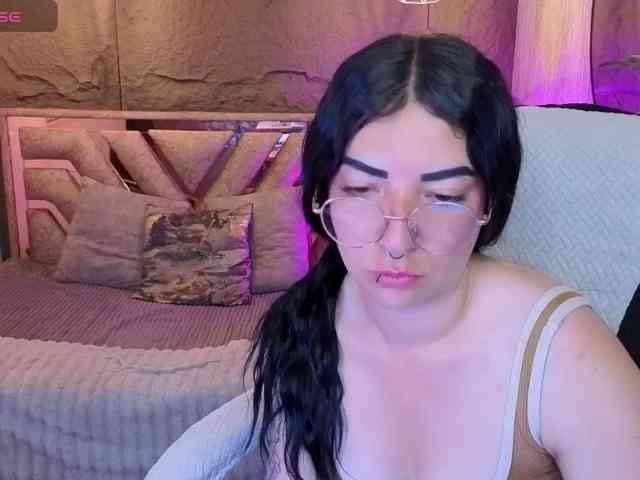 mia-jons2 webcam