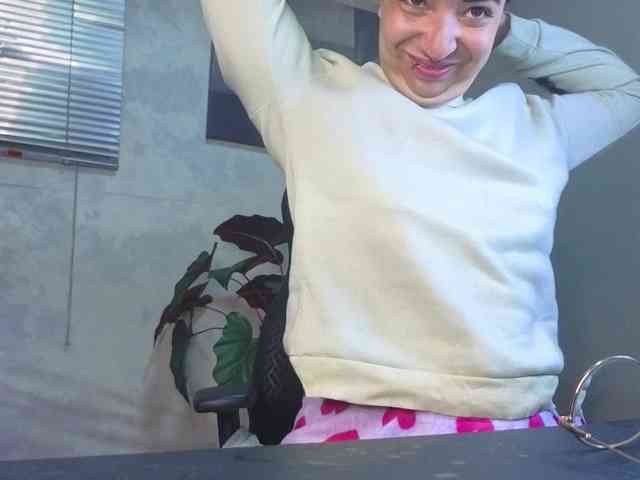 mia-jons2 webcam