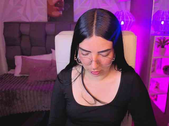 mia-jons2 webcam