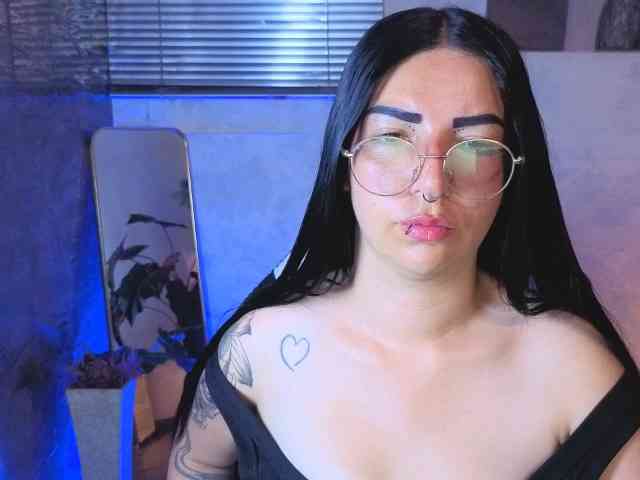 mia-jons2 webcam