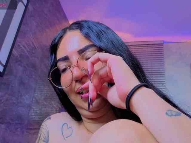 Modelo: mia-jons2