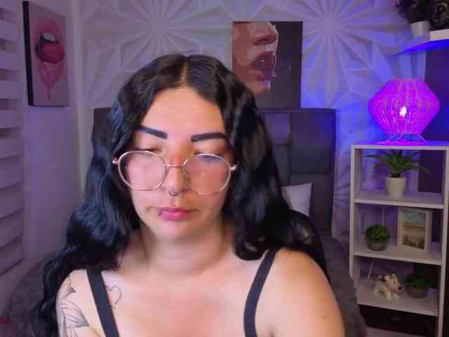 mia-jons2 webcam