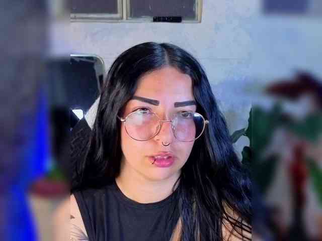 mia-jons2 webcam