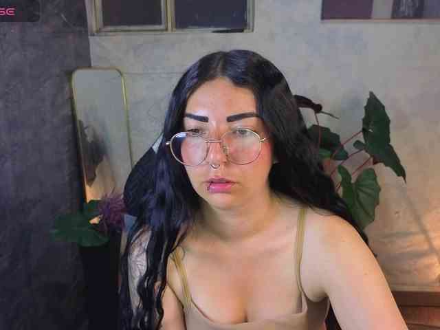 mia-jons2 webcam