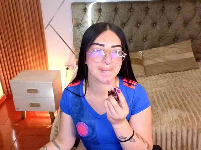 mia-jons2 webcam