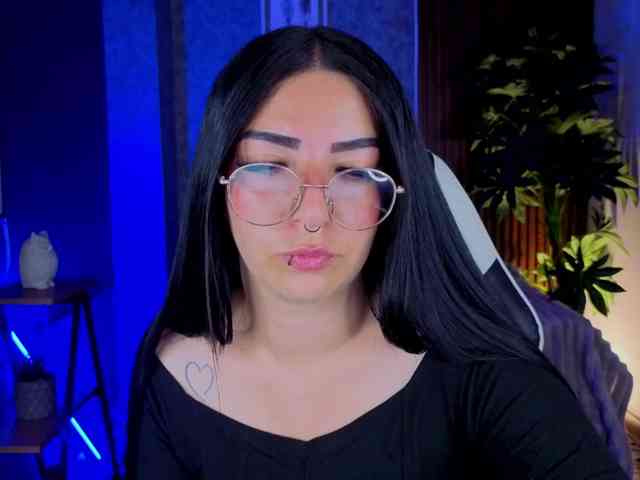 mia-jons2 webcam