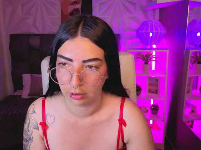 mia-jons2 webcam