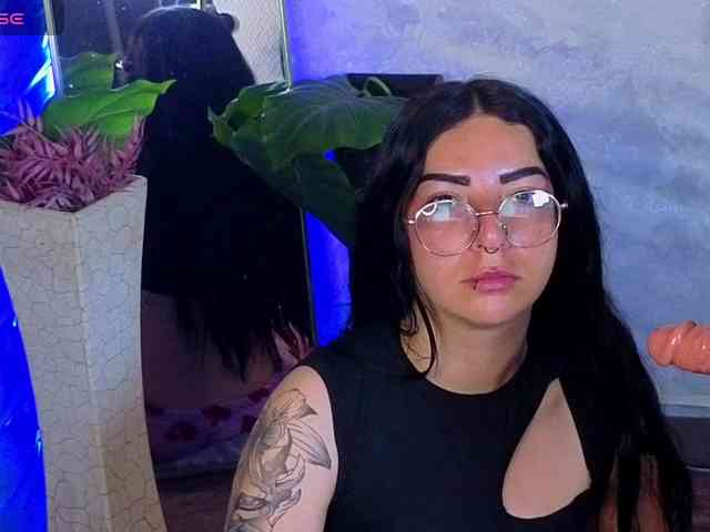 mia-jons2 webcam