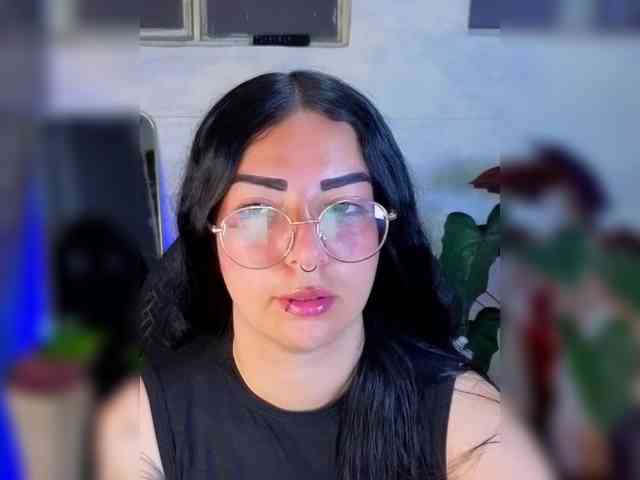mia-jons2 webcam