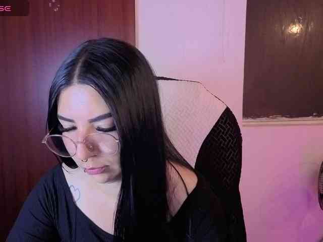 mia-jons2 webcam