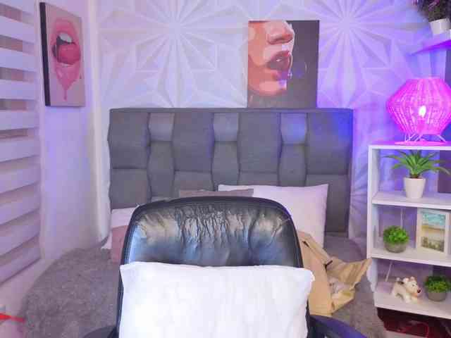 mia-jons2 webcam