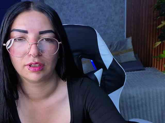 mia-jons2 webcam