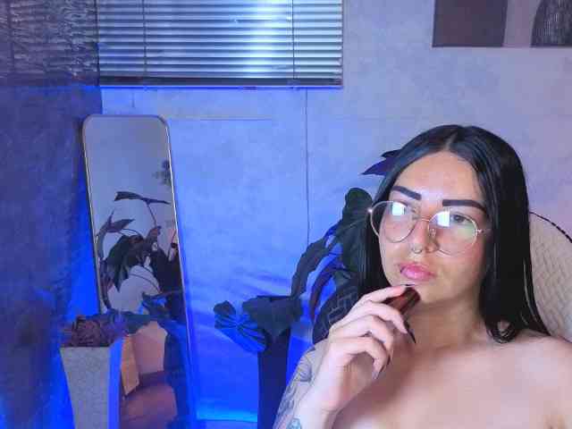 mia-jons2 webcam