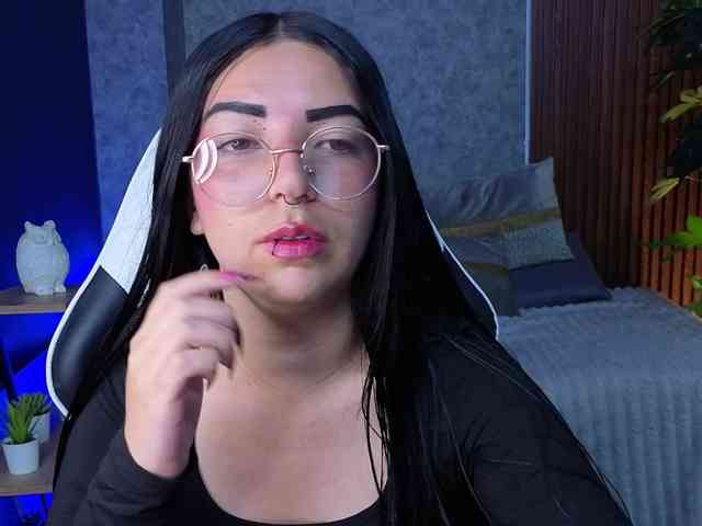 mia-jons2 webcam