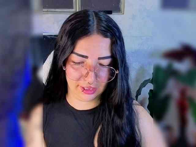 mia-jons2 webcam