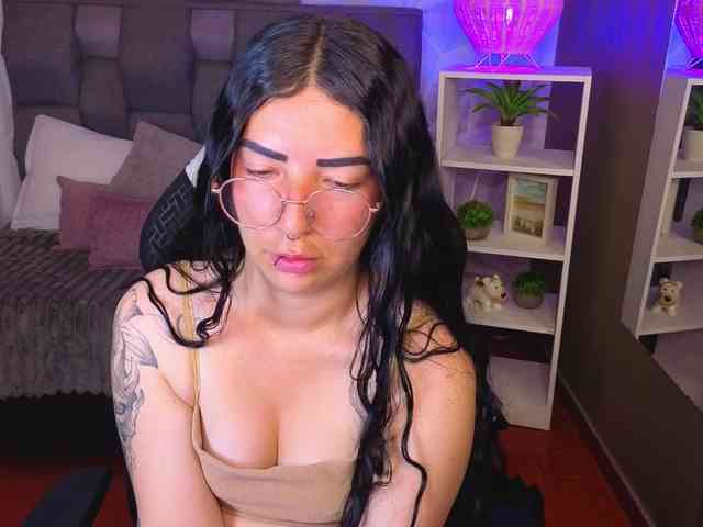 mia-jons2 webcam