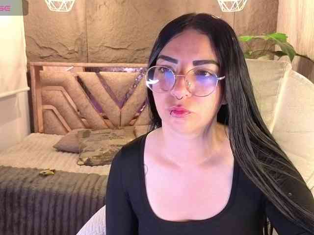 mia-jons2 webcam