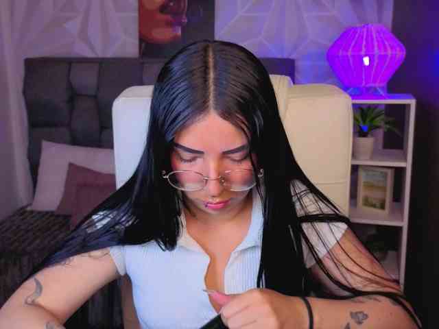 mia-jons2