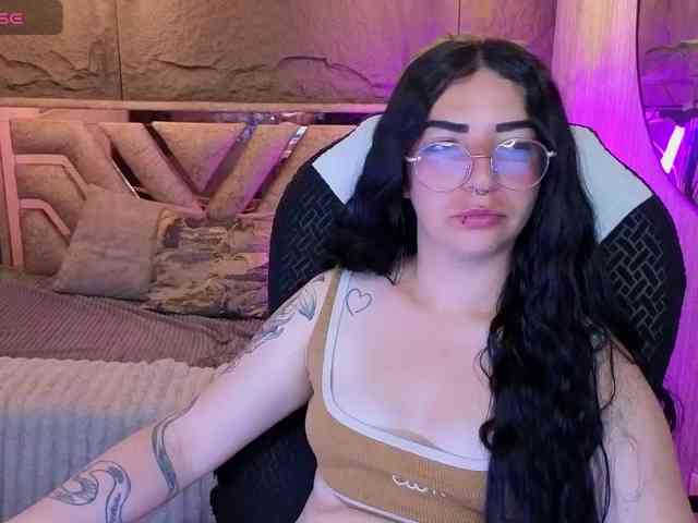mia-jons2 webcam