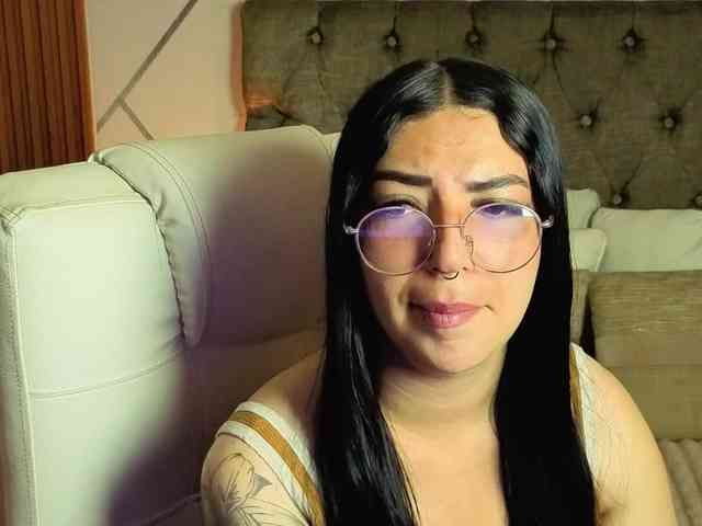mia-jons2