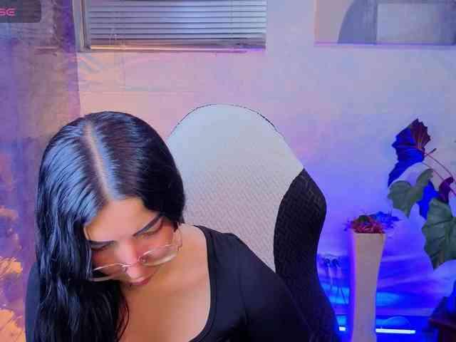 mia-jons2 webcam